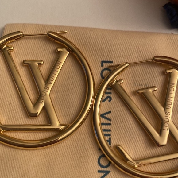Louise Vuitton Hoop GM Earrings logo - Picture 1 of 5